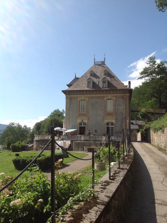 Chambres D'Hotes " Les Cascatelles" Ax-les-Thermes Luaran gambar