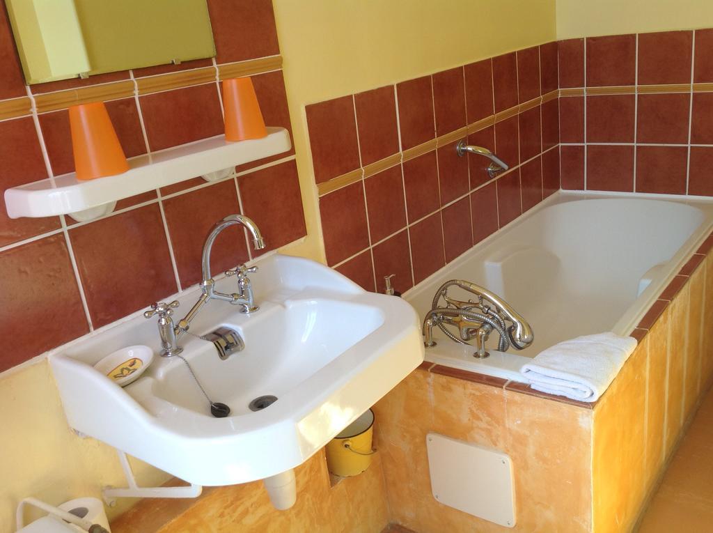 Chambres D'Hotes " Les Cascatelles" Ax-les-Thermes Luaran gambar