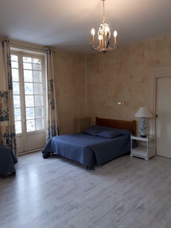 Chambres D'Hotes " Les Cascatelles" Ax-les-Thermes Luaran gambar